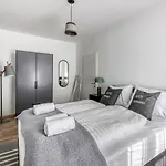 Apart Otel Limehome Kirchenplatz 3*