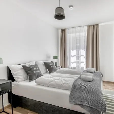 Aparthotel Limehome Kirchenplatz