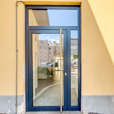 Aparthotel Limehome Kirchenplatz 3*