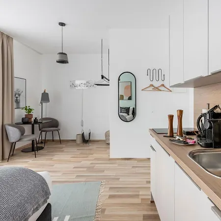Limehome Kirchenplatz Aparthotel 3*