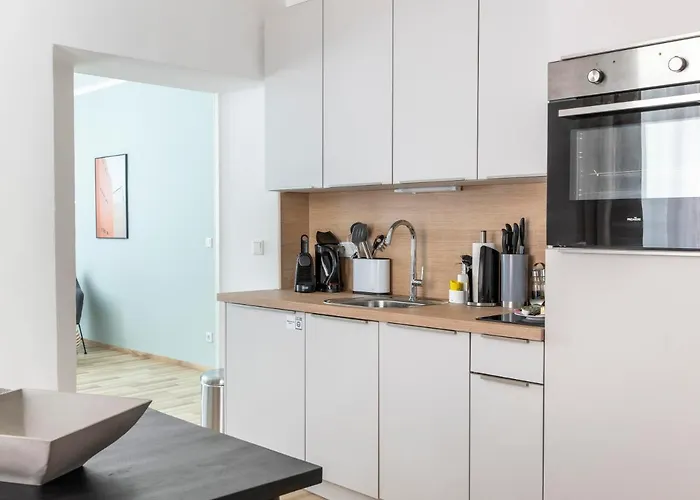 Apart Otel Limehome Kirchenplatz 3*