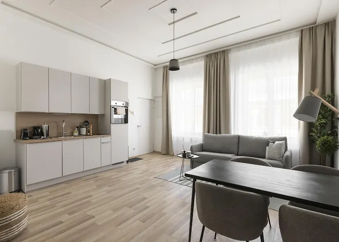 Limehome Kirchenplatz Aparthotel Villach